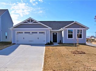 802 Purcell Dr, Woodruff, SC 29388
