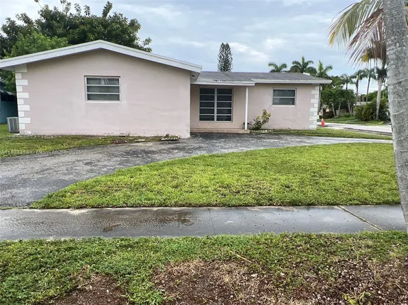 8361 NW 28th Pl, Fort Lauderdale, FL 33322