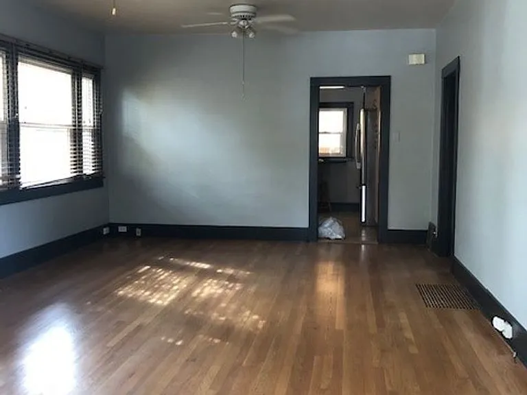 2717 N Fillmore St — Photo 12