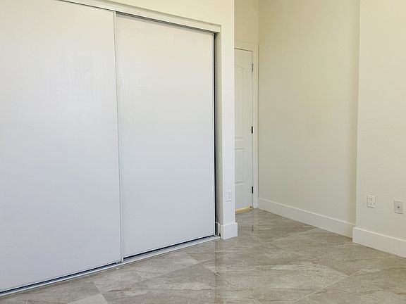 5th image of 269 Bella Sol Way #1
