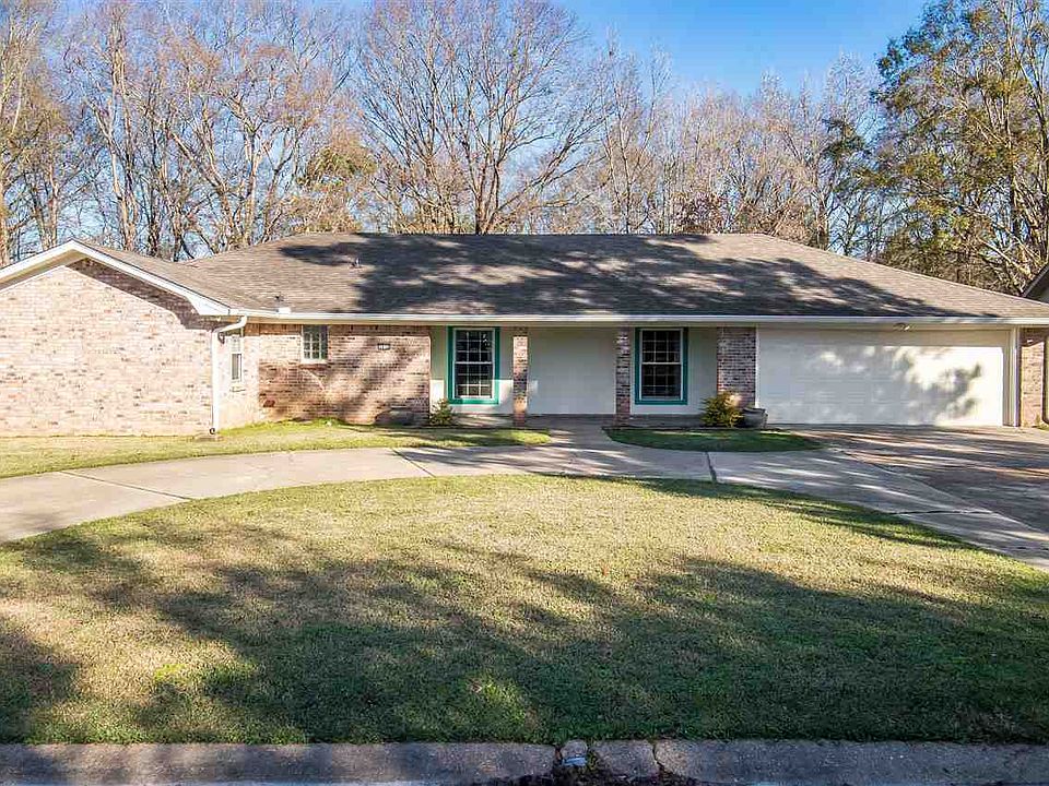 1st image of 3616 Longstreet Dr