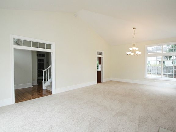 5th image of 13401 159th Street Ct E