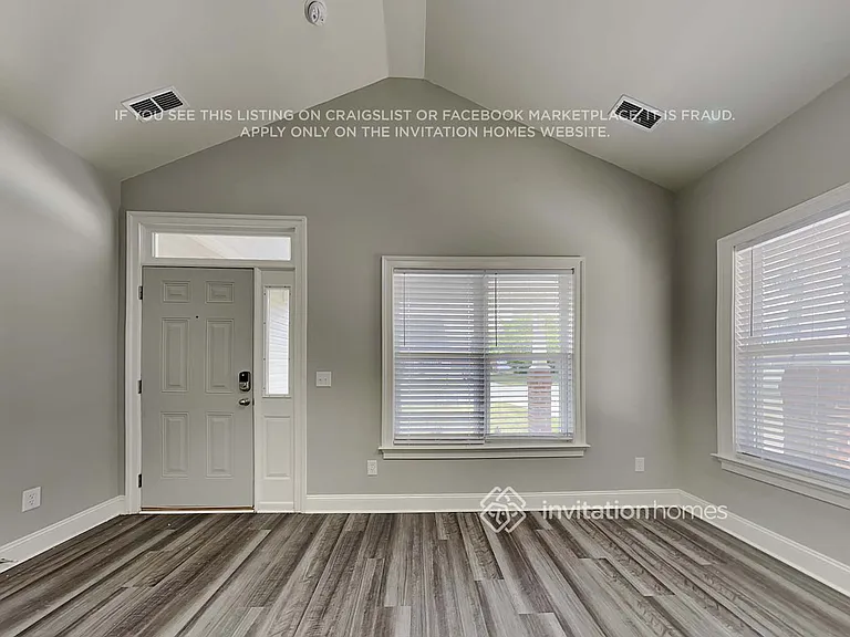 1312 Fort Place Ct — Photo 3