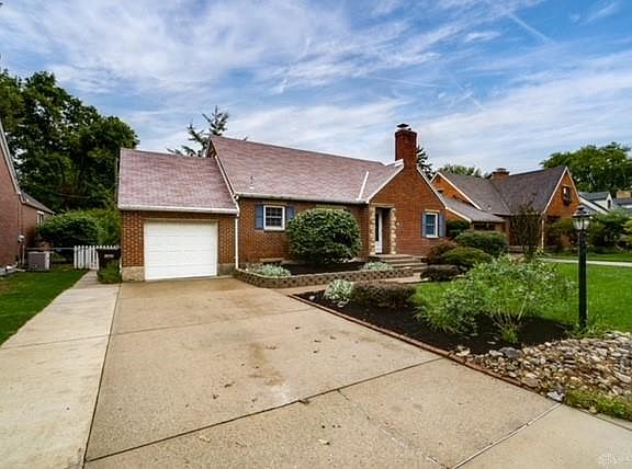 3rd image of 509 Oakview Dr