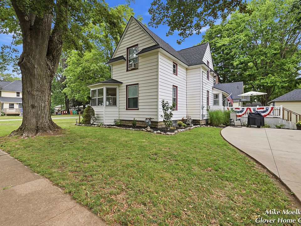 1st image of 432 N Maple St