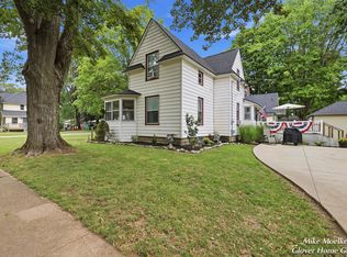 432 N Maple St, Hopkins, MI 49328