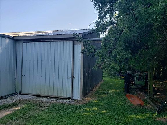 4th image of 339 Willoughby Ln
