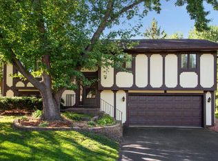 2001 Gunflint Trl N, Brooklyn Park, MN 55444