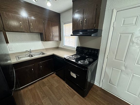 4th image of 7000 Barrington Dr #4400-04