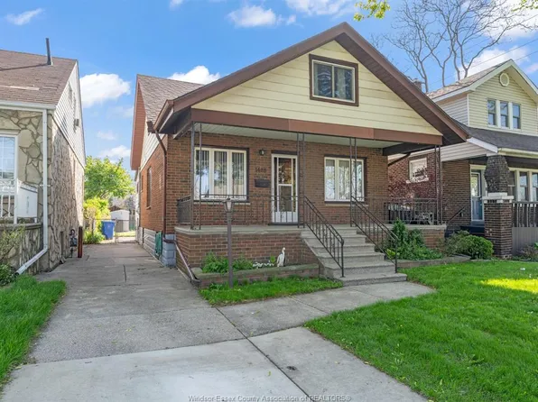 1488 Pierre Ave, Windsor, ON N8X 4P3