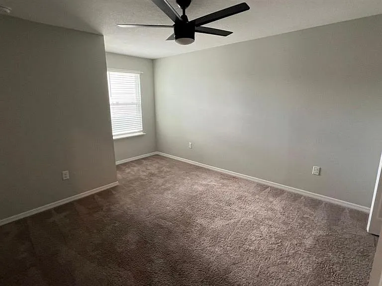 4805 Coral Castle Dr — Photo 19