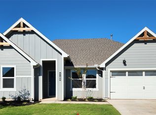 4100 Cornerstone Cir, Granbury, TX 76048