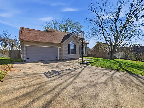 3rd image of 1756 Broadripple Dr