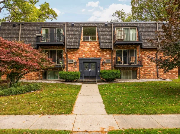 119 Fair St APT 5, Traverse City, MI 49686