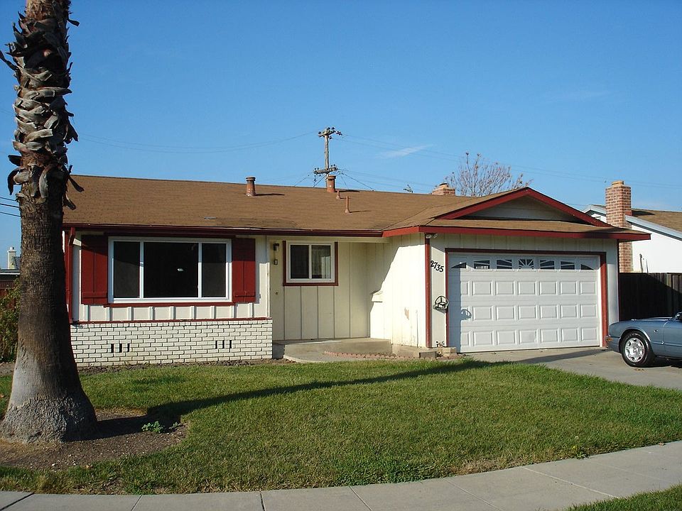 1st image of 2735 Twin Oaks Ln
