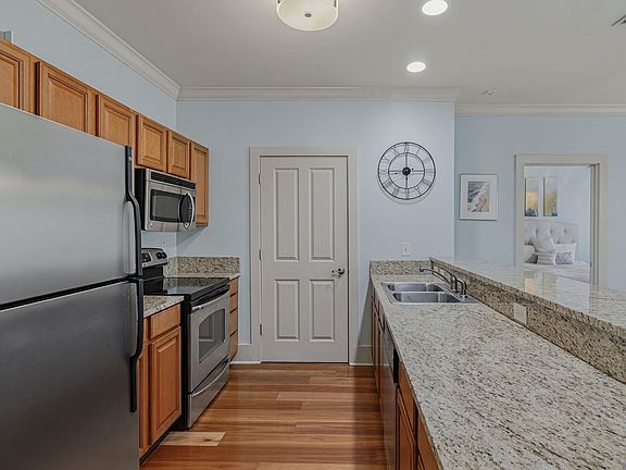 5th image of 3347 Nicholson Dr APT A302