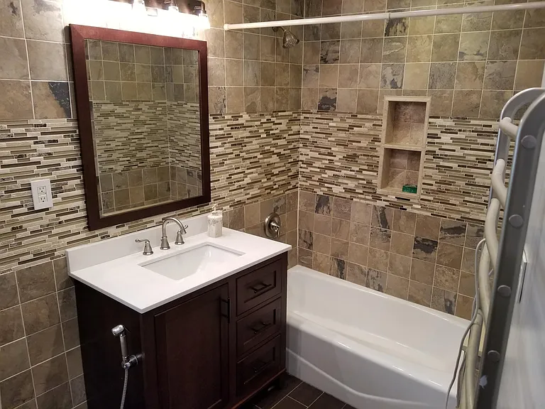 38 Humphrey Ave #1 — Photo 3
