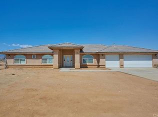 10694 Rochester Rd, Phelan, CA 92371