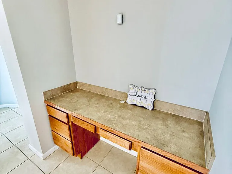 402 Breckenridge Cir SE — Photo 10