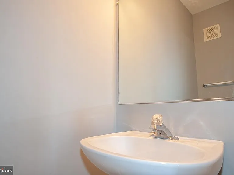 6276 Taliaferro Way — Photo 6