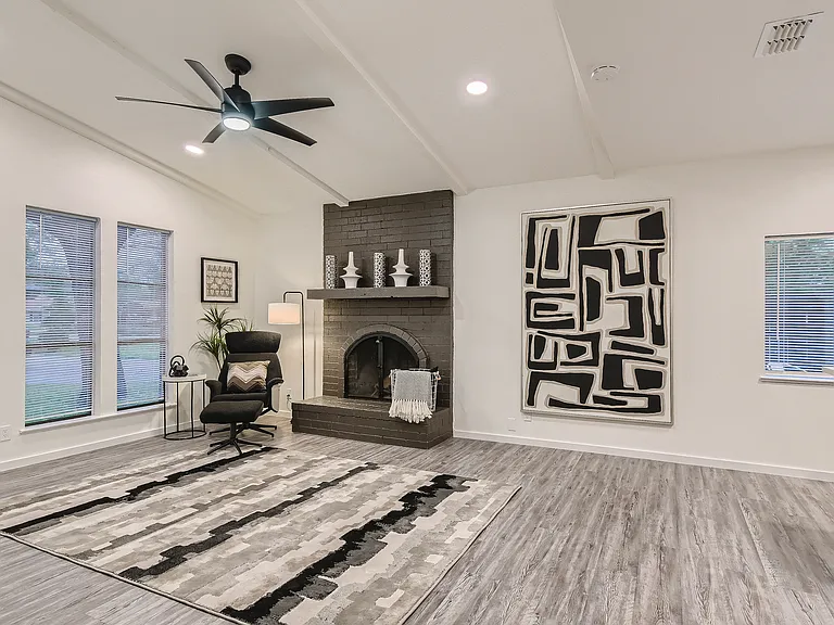3005 Edgedale Dr #A — Photo 2