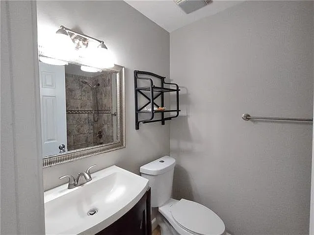 113 Elaine Dr — Photo 14