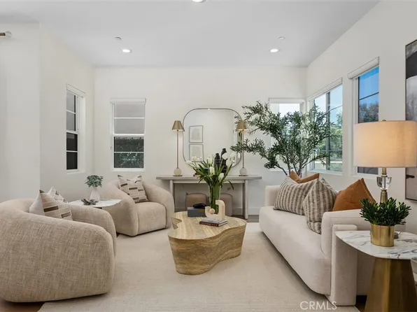 121 Bosal, Irvine, CA 92618