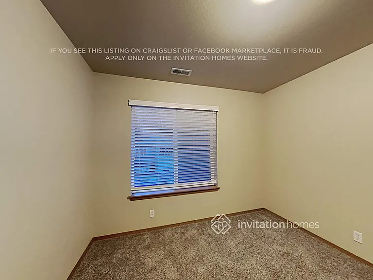 1615 203rd Street Ct E — Photo 13