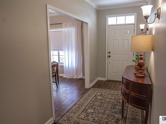 2nd image of 120 Eagle Rock Dr