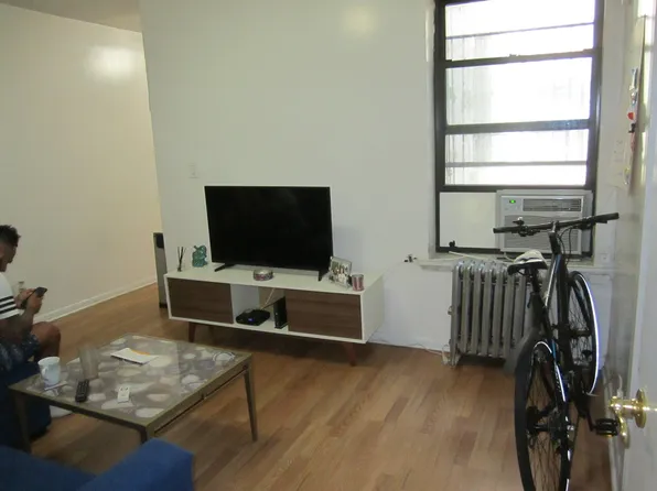 95 South Tenth Street image 12 of 16