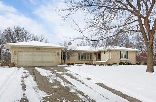 1st image of 5524 Hyland Greens Dr
