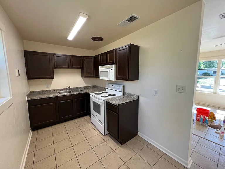 4408 Deauville Way — Photo 2