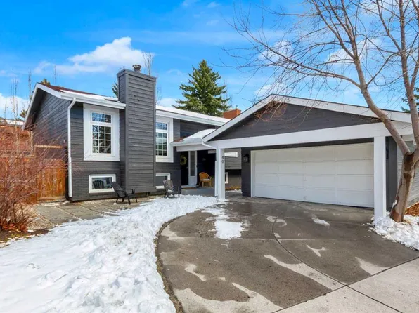 40 SW Deermont Rd SE, Calgary, AB T2J 5T5