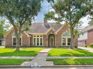 3819 Deer Grass Ct, Houston, TX 77059