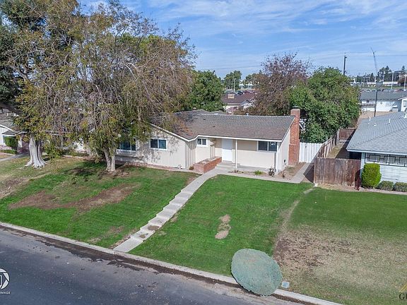 2nd image of 1820 Duke Dr