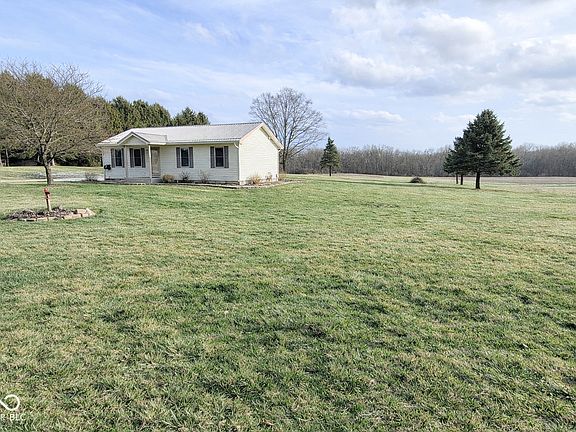 4th image of 739 E 125 S