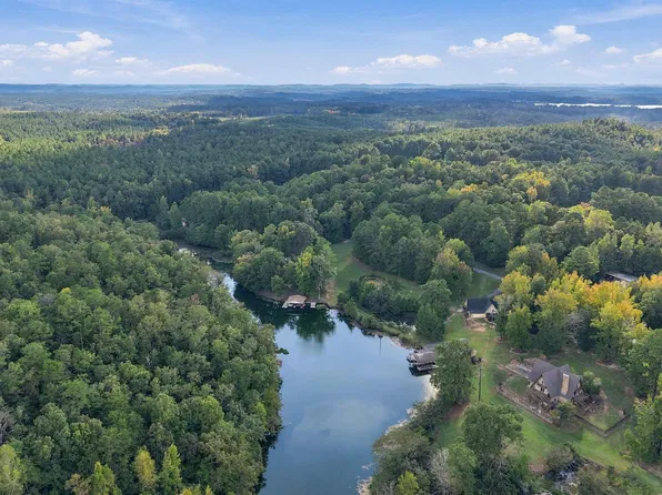 670 Sehoya Dr, Clanton, AL 35046