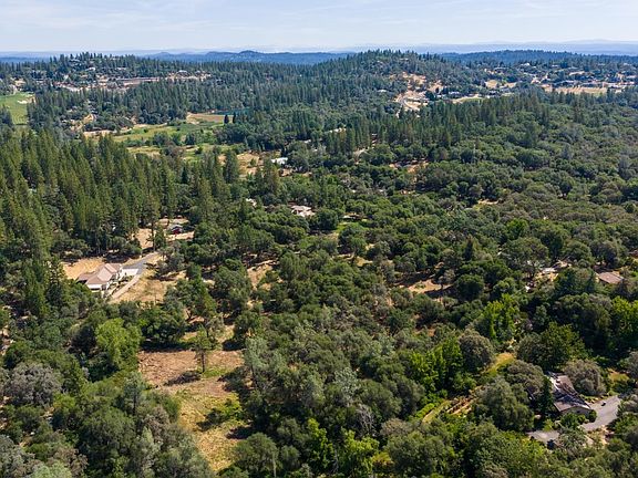 3rd image of 0 Hidden Valley Ln