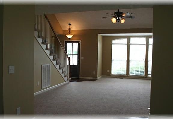 4th image of 107 Wessex Ct