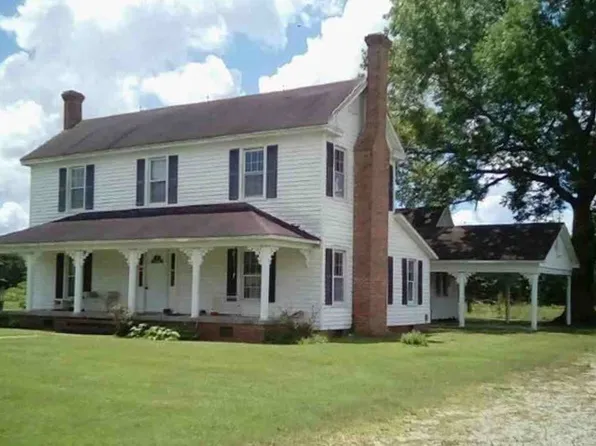 1112 Noah Roberson Rd, Williamston, NC 27892