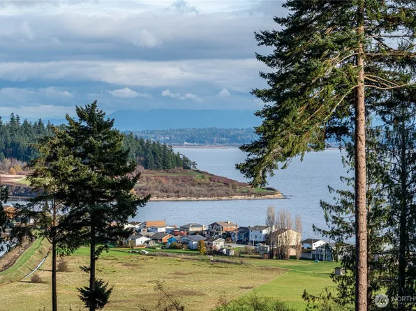 501 Vesper Way, Camano Island, WA 98282