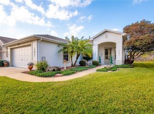 5437 Sir Churchill Dr, Leesburg, FL 34748