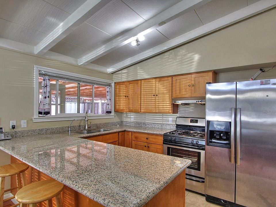 1st image of 1885 Lanai Ave