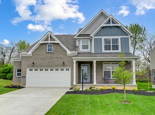 667 Newton Dr, Dayton, OH 45434