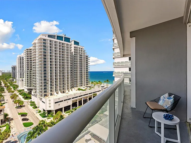 3101 Bayshore Dr — Photo 6