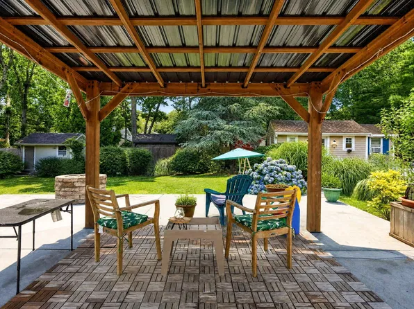 14 Veeder Drive, Teaticket, MA 02536
