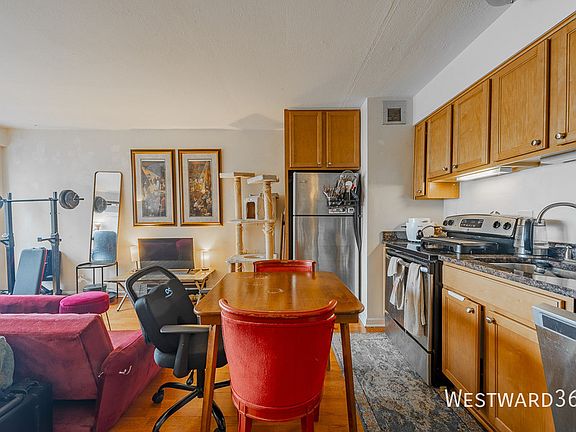 4th image of 3100 N Lake Shore Dr APT 1912