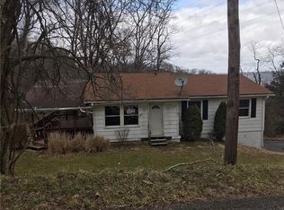 4525 Hopewell Heights Rd, Aliquippa, PA 15001