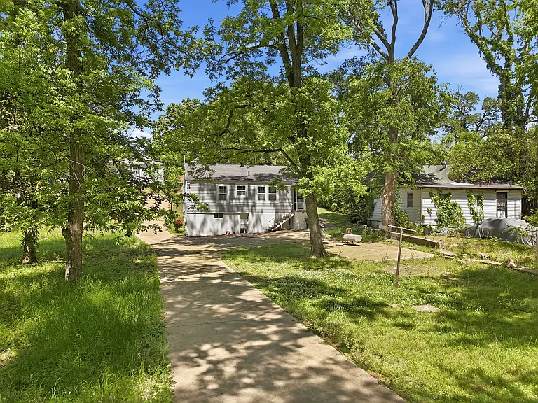 517 11th Ct W — Photo 29