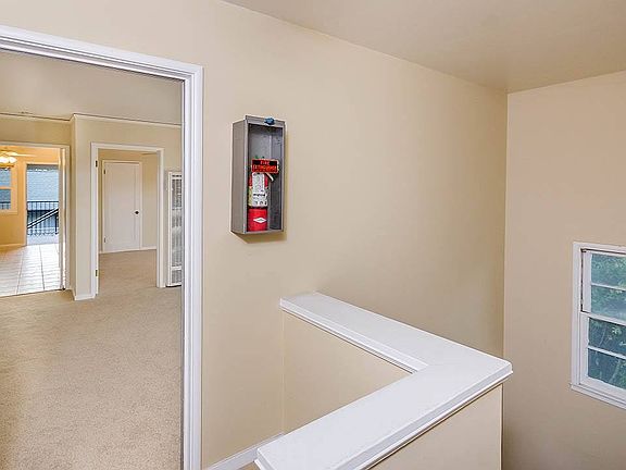 3rd image of 21 Highland Ave APT 5